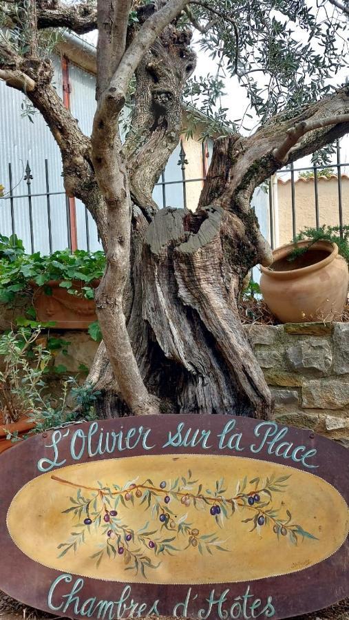 L'Olivier Sur La Place La Rochegiron Bagian luar foto